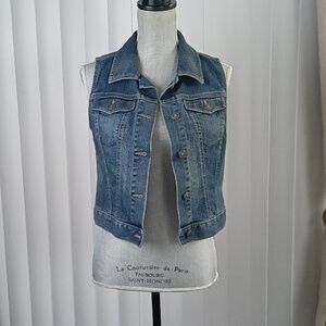 LOFT Womens Denim Vest.